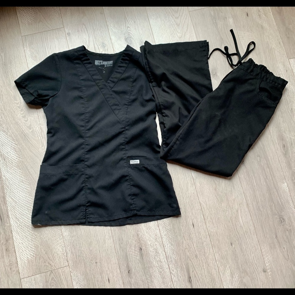 Greys Anatomy Black Scrubs